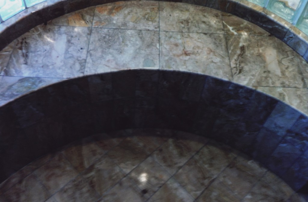 San Clemente Polished Travertine Before